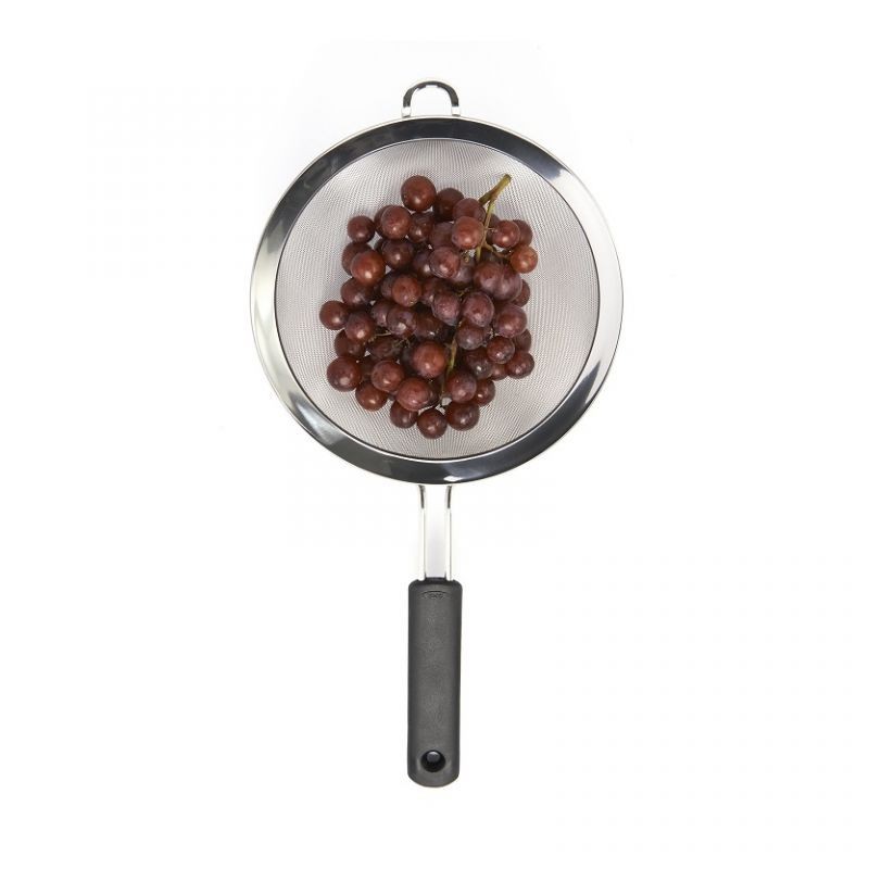Escurridor malla c/mango 20 cm. Oxo | Things