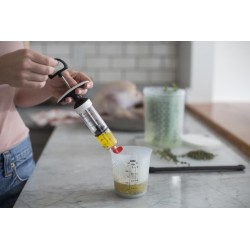 Jeringa sazonadora Oxo