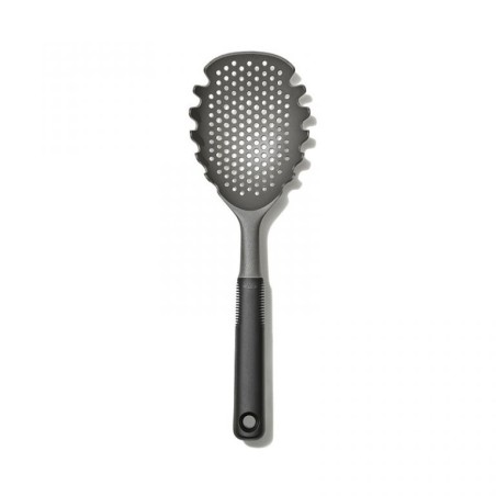 Cuchara colador para pasta de Nylon Oxo