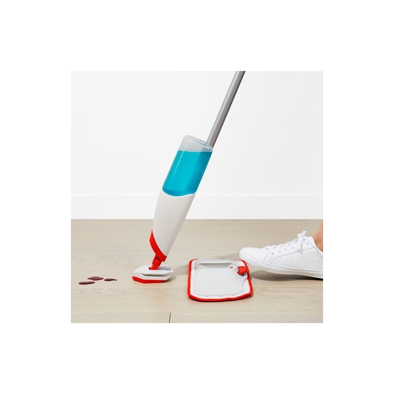 🧽 Mopa de microfibra con spray y estropajo para rincones Oxo | Things