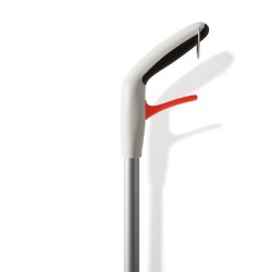 OXO 12170600M – Mopa de microfibra con spray y estropajo para rincones