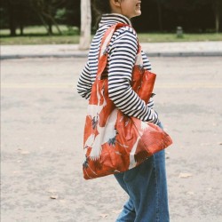 Bolsa Loqi Haori de mujer con grullas blancas y rojas, foto 2