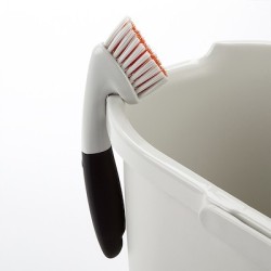 OXO Good Grips 37481 – Cepillo para juntas y rincones