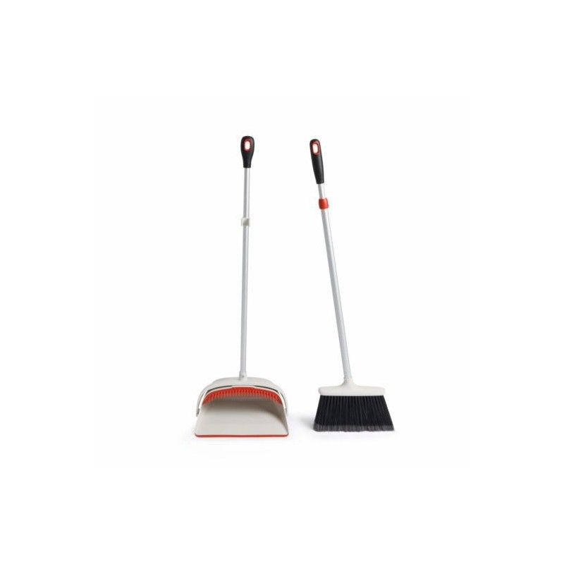 Escoba con pala recogedora extensible Oxo